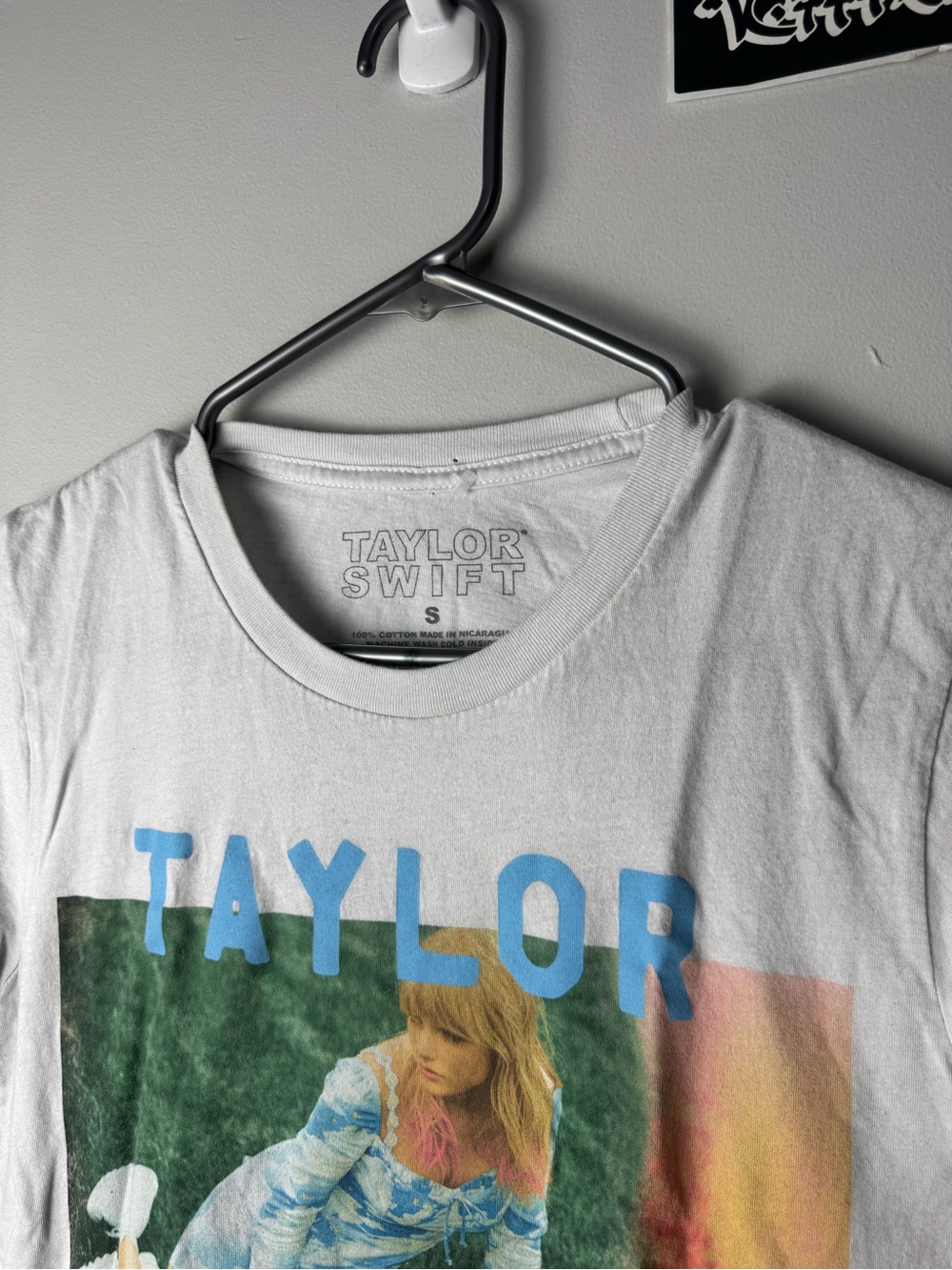 Taylor Swift Merch - Picture 3 of 4